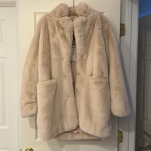 Apparis Coat